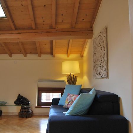 Attic 1 Centro Storico Apartment Peschiera del Garda Ngoại thất bức ảnh