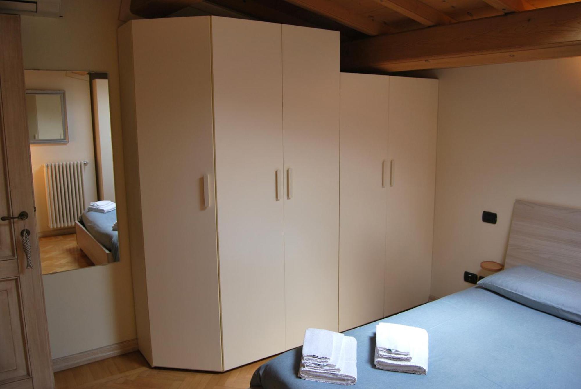 Attic 1 Centro Storico Apartment Peschiera del Garda Ngoại thất bức ảnh
